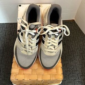 Adidas lifestyle sneakers like new